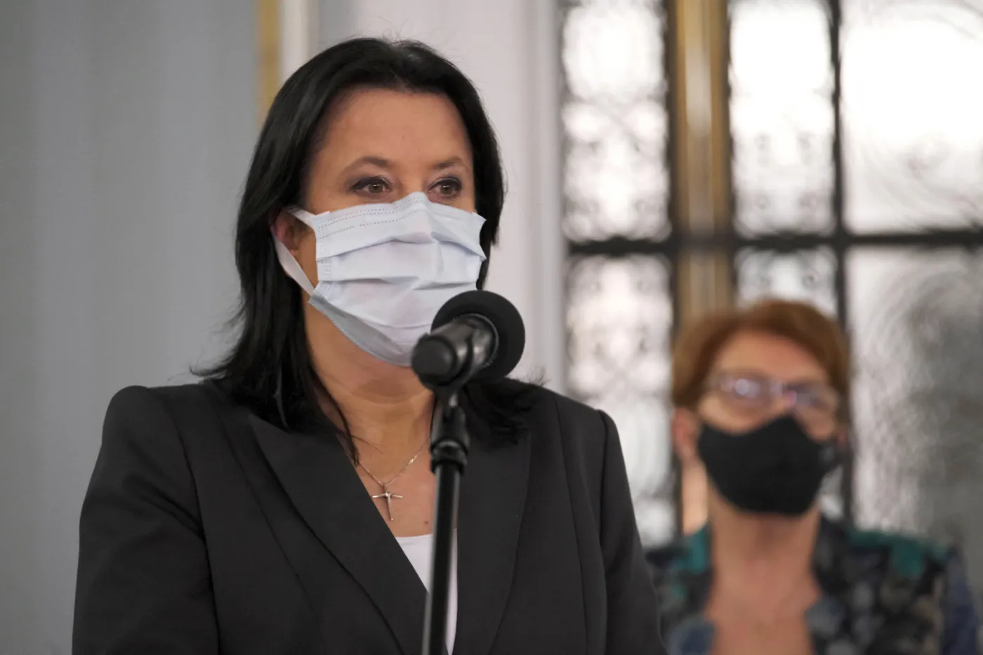 Czerwińska o reasumpcji głosowania: Opozycja się bawi, my walczymy o zdrowie i życie Polaków