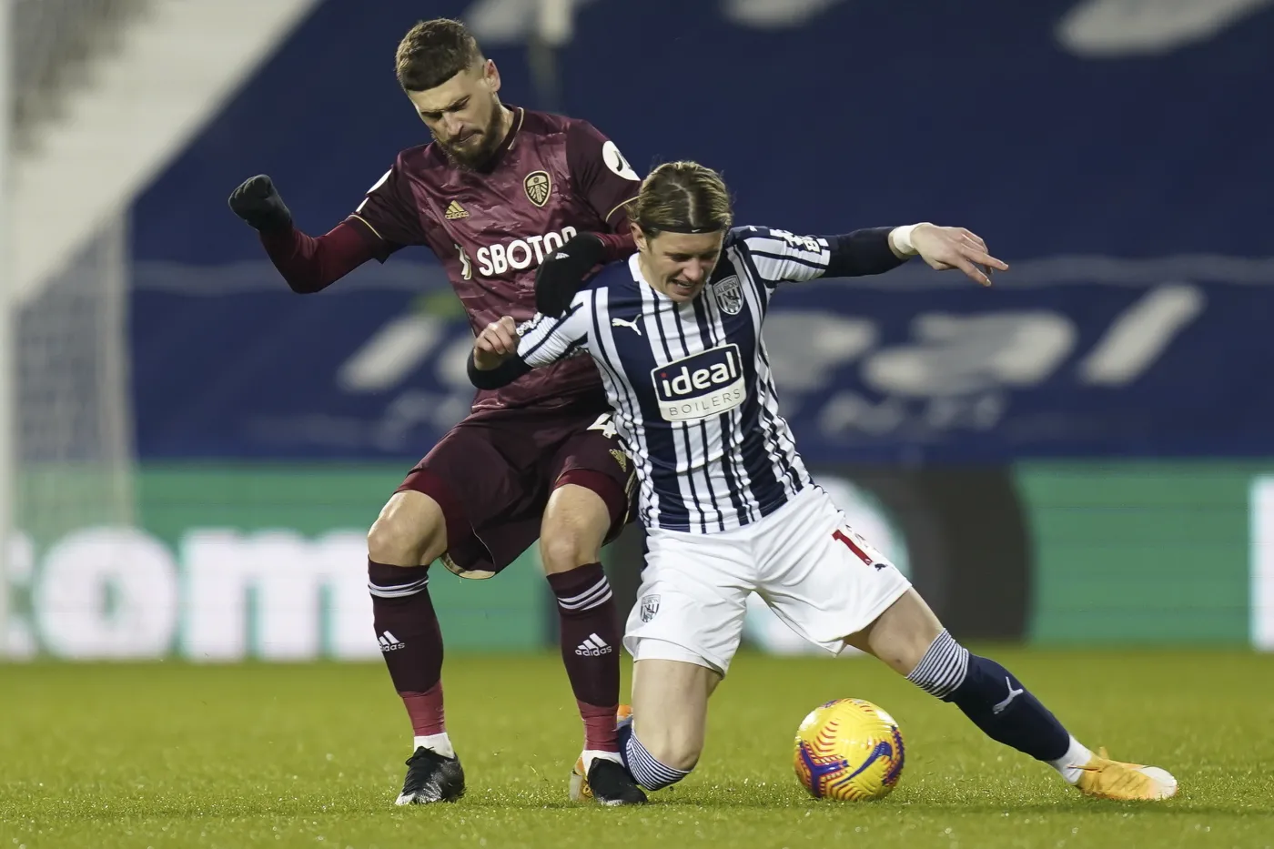 Mateusz Klich i Conor Gallagher