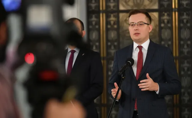 Konfederacja bije w podatek od reklam. "To rozpaczliwe szukanie pieniędzy"