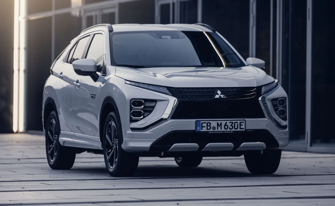 mitsubishi-eclipse-cross-phev-37089458.jpg