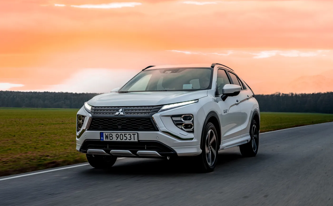mitsubishi-eclipse-cross-phev-37116795.jpg