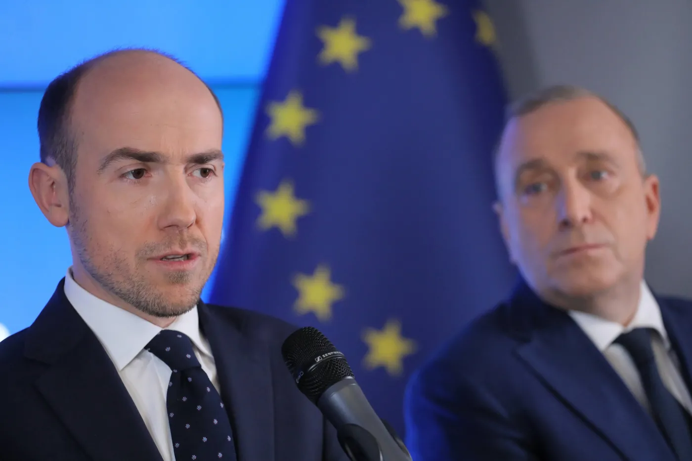 Budka opanował kryzys? "Schetyna miał już policzonych swoich posłów"