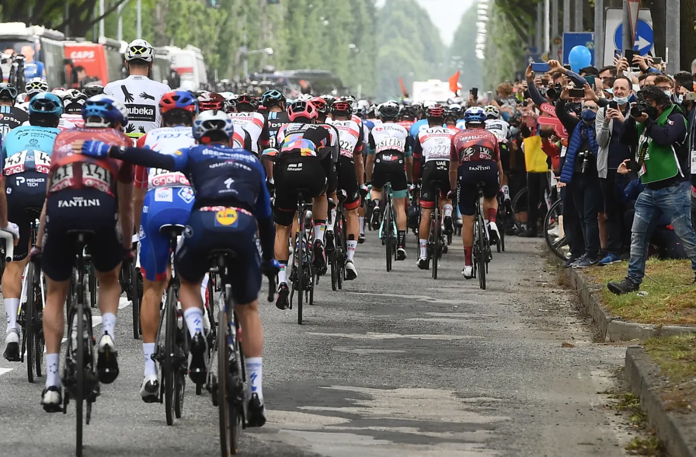 Giro d'Italia: Drugi etap dla Belga. Chwile grozy Gavirii