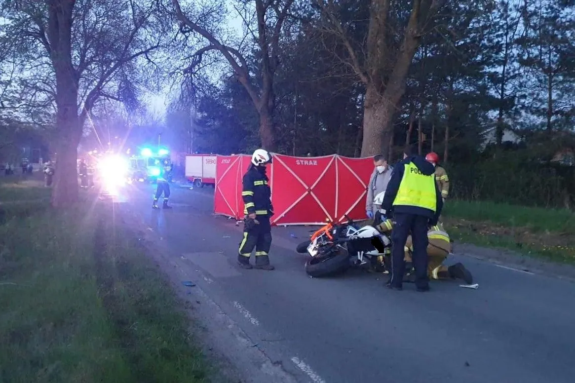 wypadek-w-aleksandrowie-lodzkim-37137900.jpg