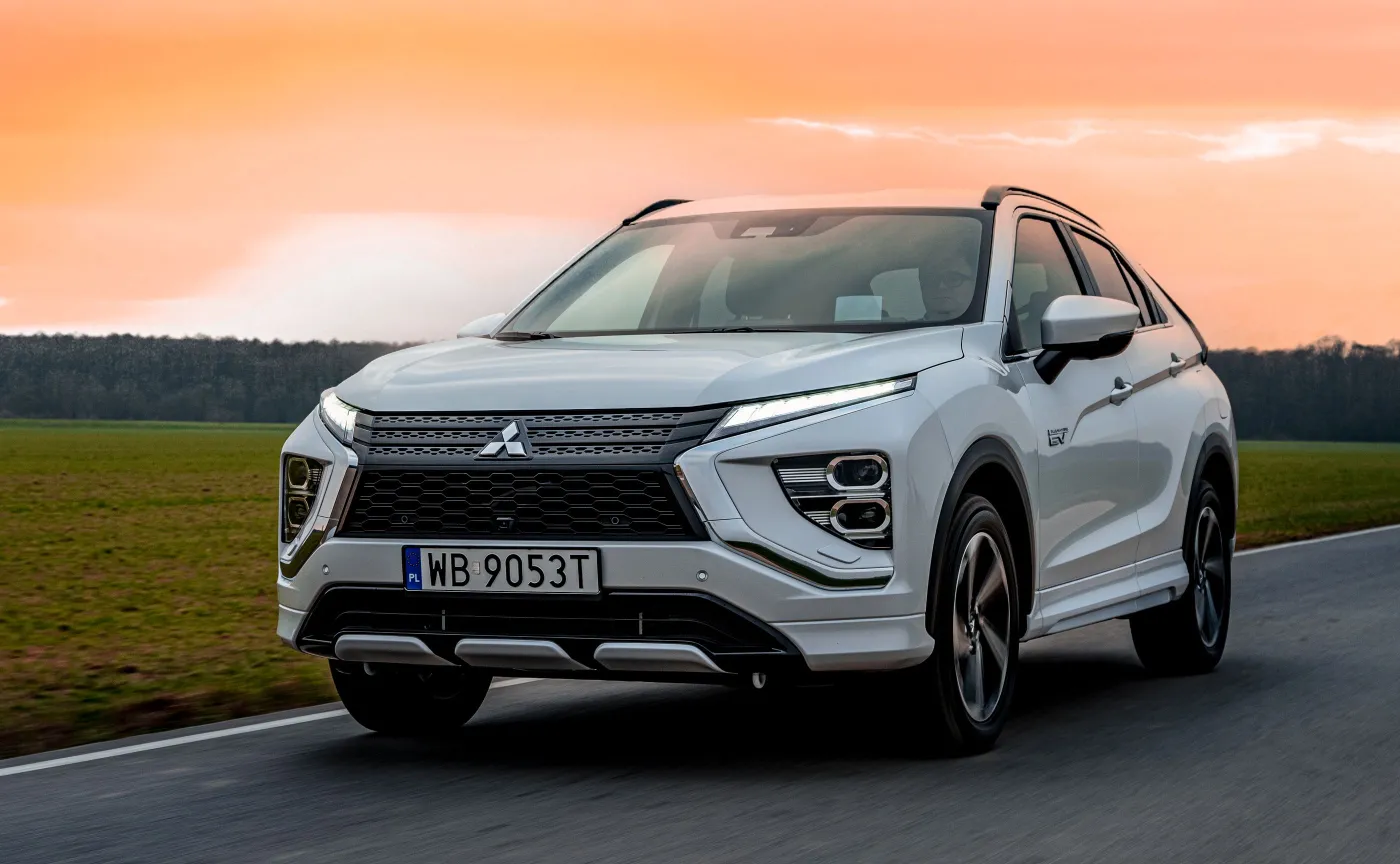 mitsubishi-eclipse-cross-phev-37124994.jpg