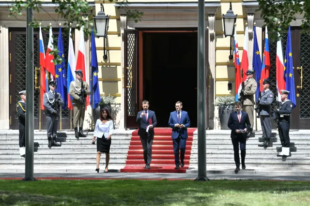 Morawiecki spotkał się z premierem Słowacji. "Geopolityczne licho nie śpi"