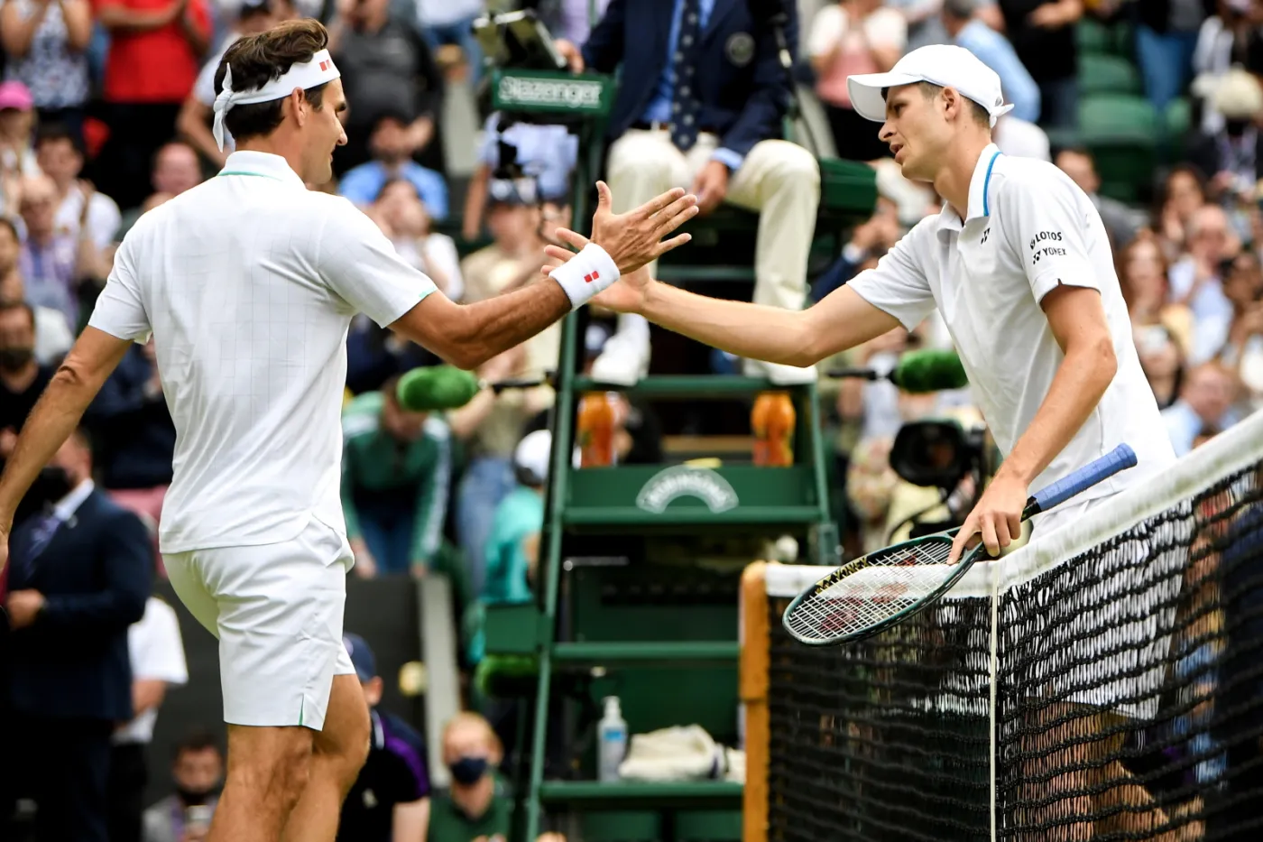 Hurkacz zmiótł z kortu słynnego Federera. Polak w półfinale Wimbledonu!