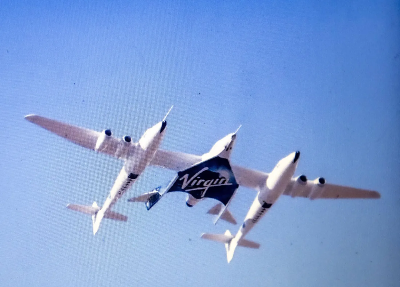 Polski ekspert: Loty Bransona i Bezosa z podróżami w kosmos mają niewiele wspólnego