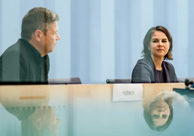 "Nieoczekiwane pierwsze rozmowy". Tak będzie wyglądał "restart" w niemieckiej polityce?