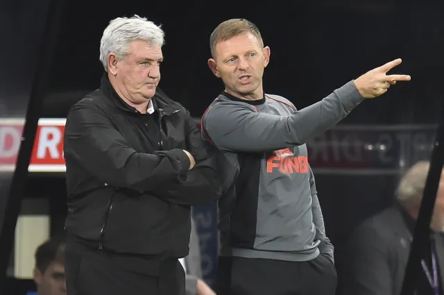 Steve'a Bruce'a w Newcastle zastąpił asystent. Ale na krótko...