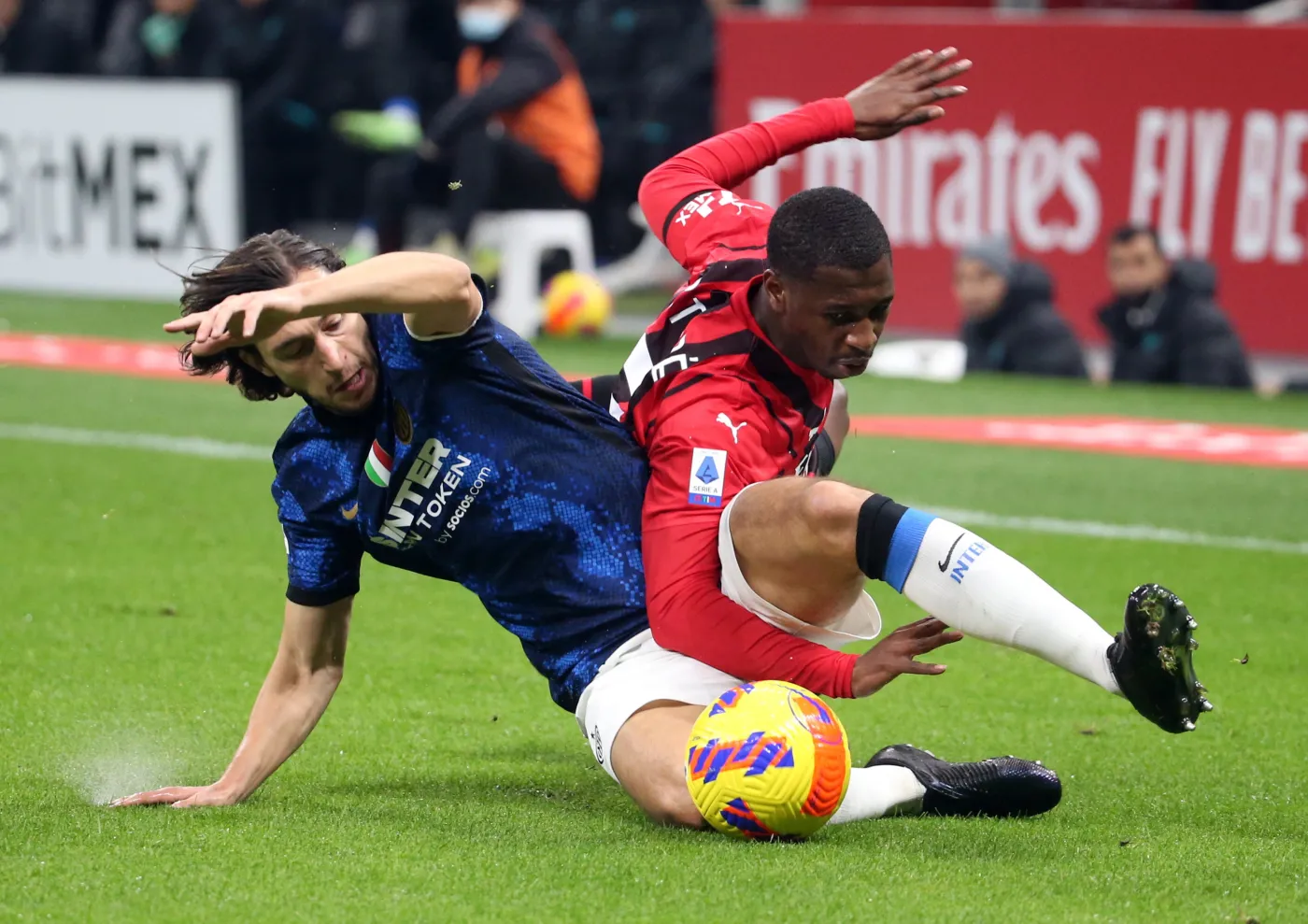 AC Milan zmarnował szansę awansu na fotel lidera [WIDEO]