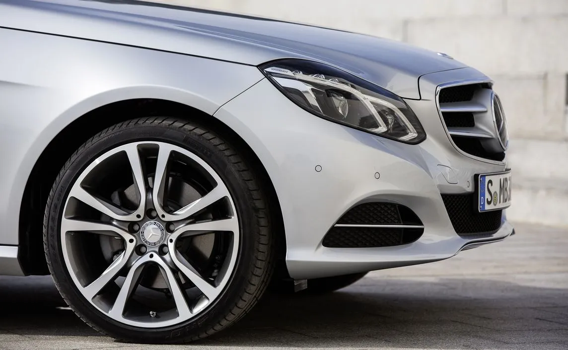 Nowy skandal w Niemczech. Mercedes pod pręgierzem