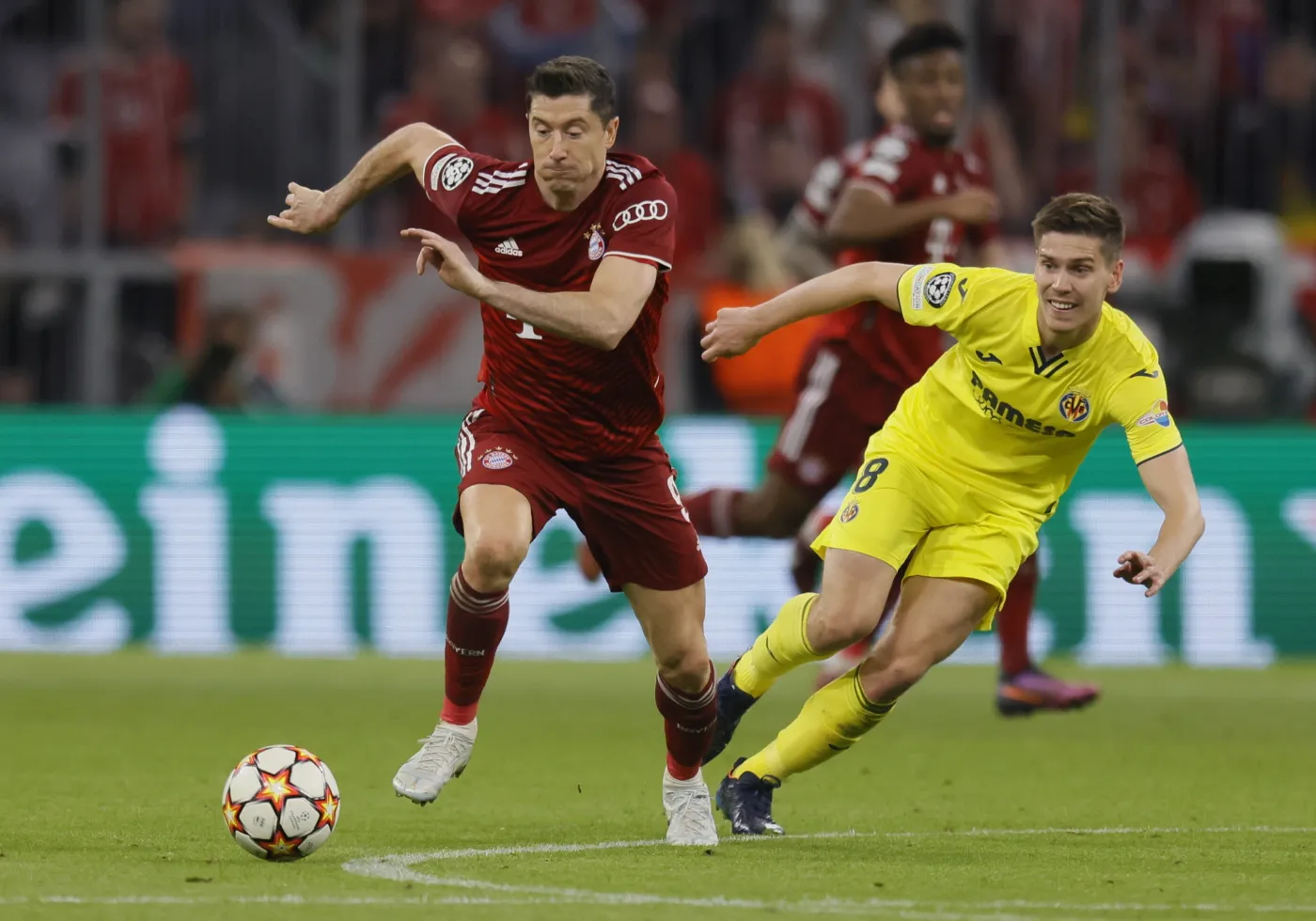 Gol Lewandowskiego nie wystarczył. Bayern wyeliminowany z Ligi Mistrzów [WIDEO]