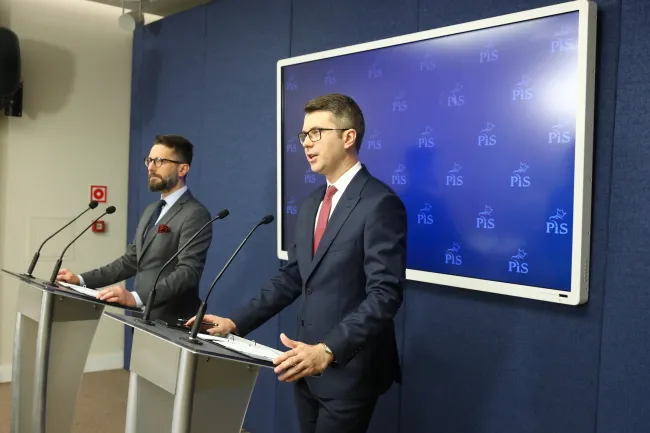 Chleb za 30 zł? "Konsekwentny ciąg konfabulacji Tuska"