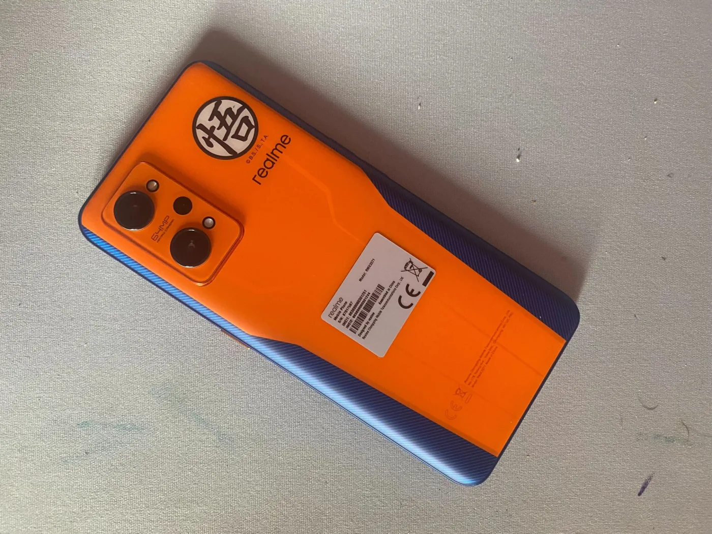 Smartfon dla fanów japońskiej kreskówki. Oto realme GT Neo 3T Dragon Ball Z