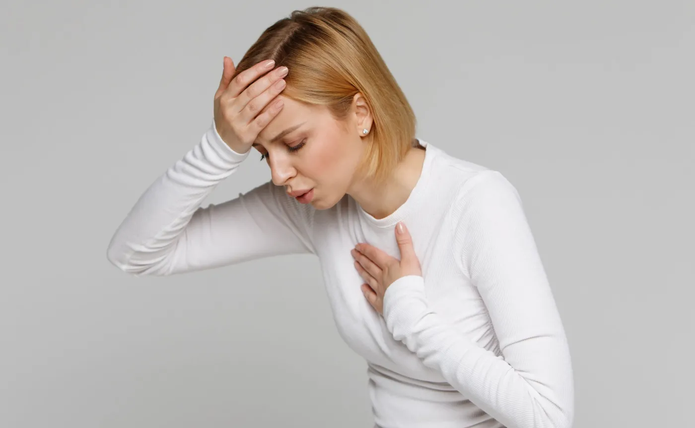 Część pacjentów interpretuje objawy zawału czy udaru jako objawy infekcji