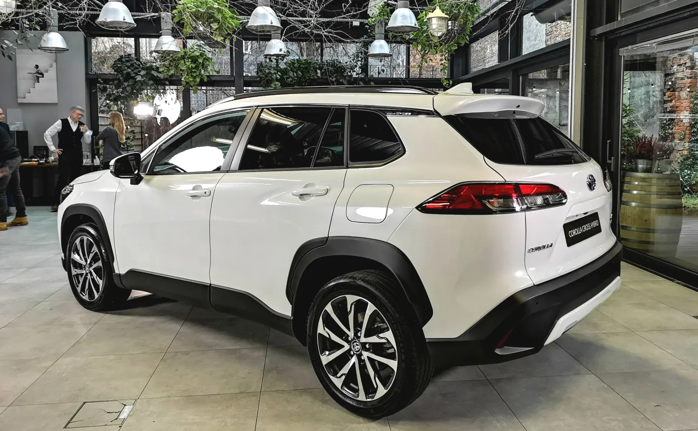 toyota-corolla-cross-20-hybrid-37341658.jpg