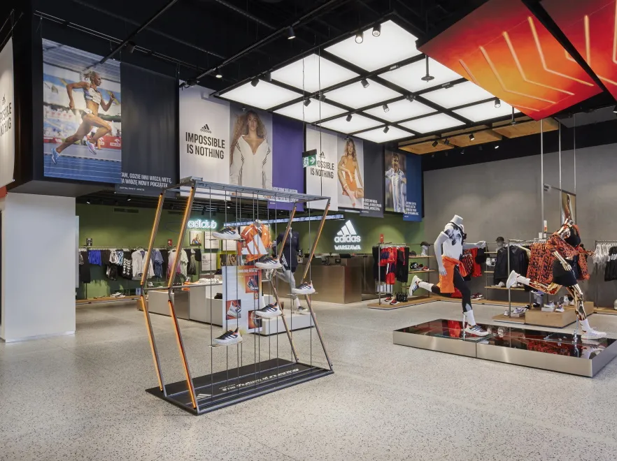 Miejsce do odwiedzenia: Światowy gigant mody sportowej otworzył swój supernowoczesny sklep w centrum Warszawy