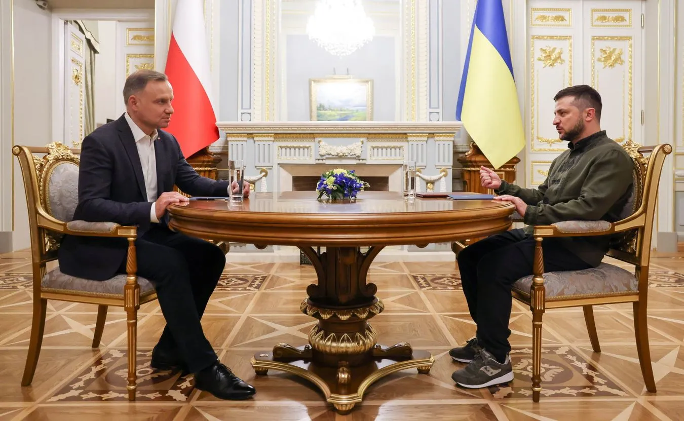 "To nie tylko symbol. Znaczna część rozmowy w Kijowie - w cztery oczy"