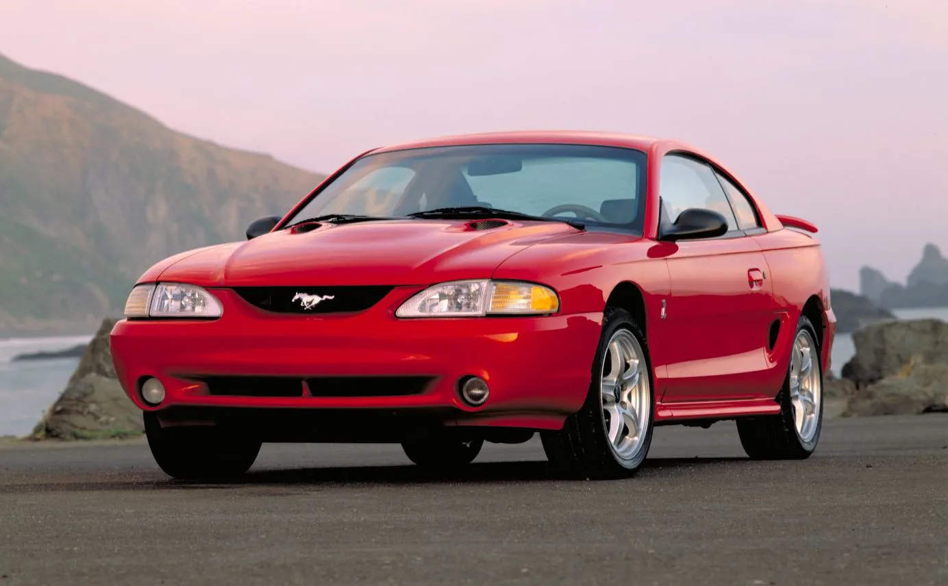 ford-mustang-cobra-gt-1998-rok-37561435.jpg