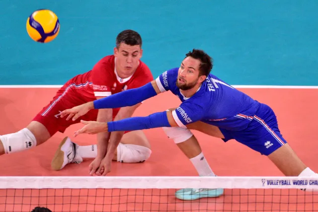 Japonia tanio skóry nie sprzedała. Francja w ćwierćfinale po tie-breaku