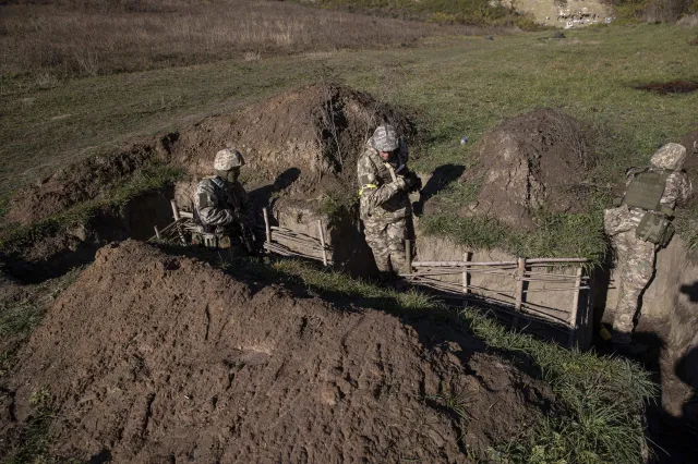 Ukraina wzmacnia obronę Kijowa. "Próby zajęcia miasta skazane na klęskę"