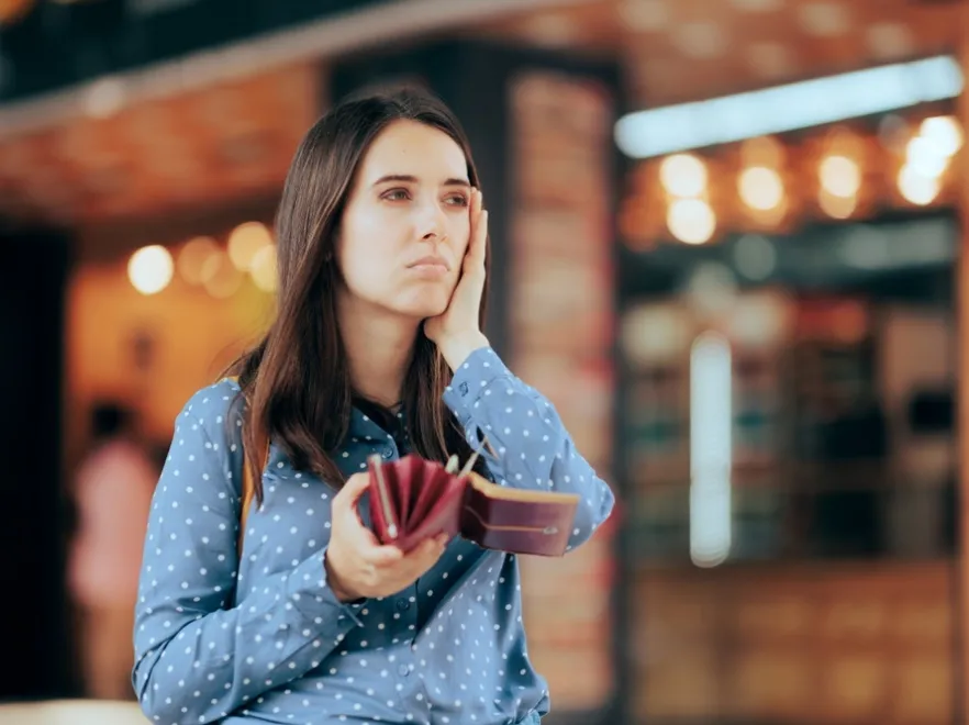 Zakupy. Oszczędności. Pieniądze