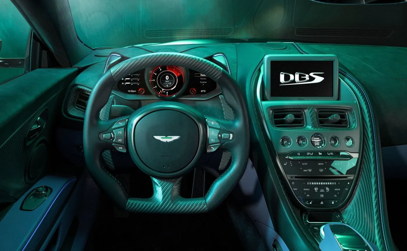 aston-martin-dbs-770-ultimate-37686374.jpg