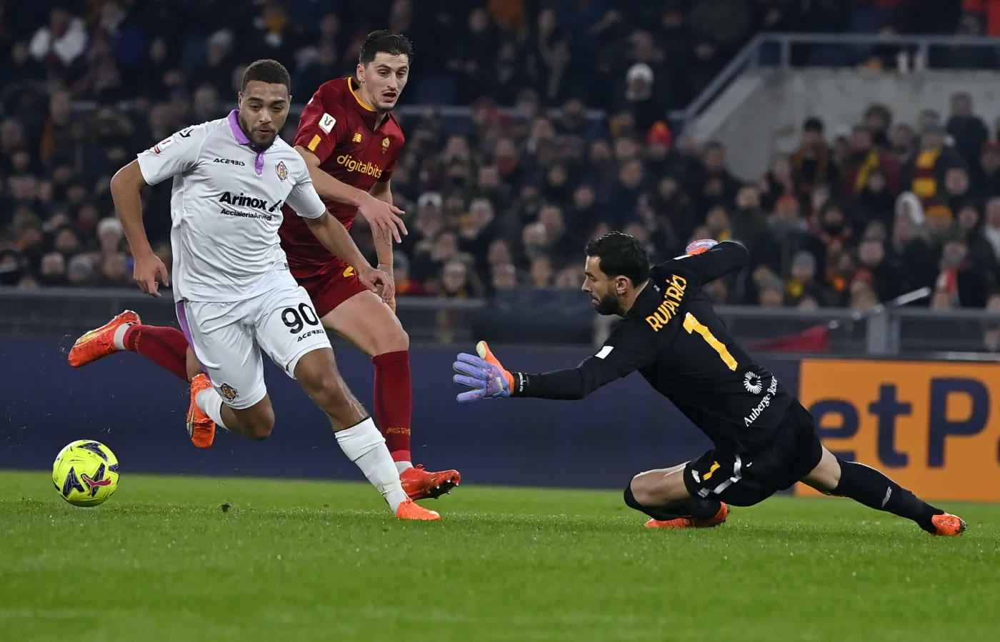 Sensacyjna porażka Romy w ćwierćfinale Pucharu Włoch