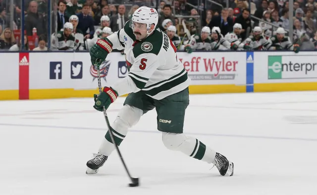 Liga NHL. Koniec zwycięskiej serii "Dzikich" z Minnesoty