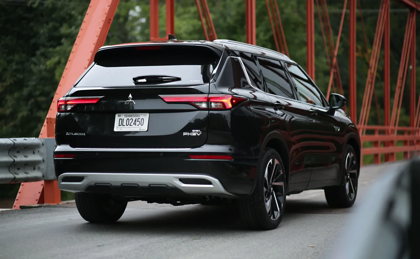 mitsubishi-outlander-phev2024-37737423.jpg