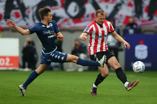 Widzew grał do końca. Gol z rzutu karnego w doliczonym czasie gry na wagę remisu [WIDEO]