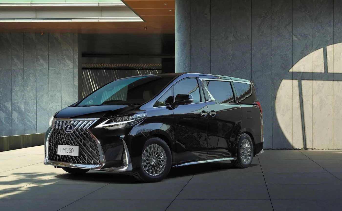 lexus-lm-poprzedniej-generacji-37766944.jpg