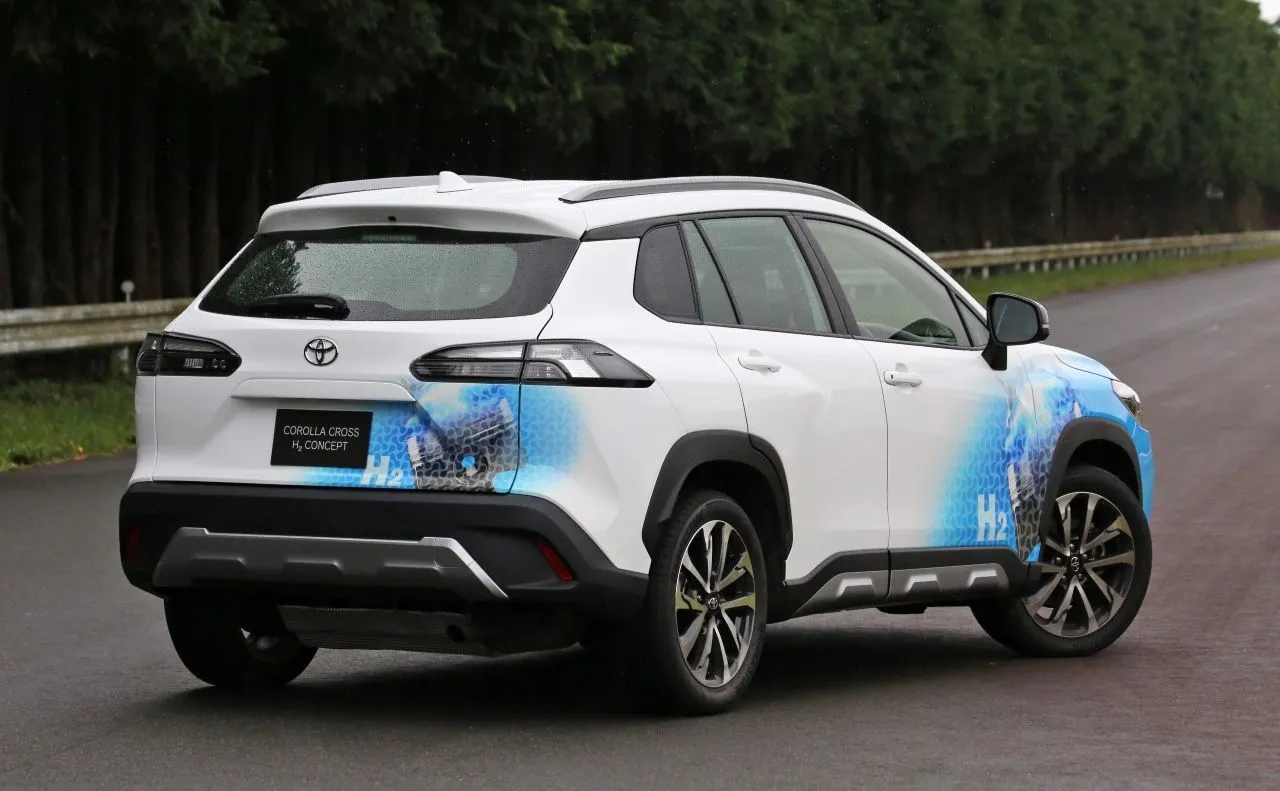 toyota-corolla-cross-h2-concept-37644785.jpg