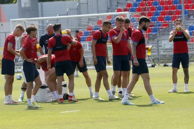 Raków wznowił treningi. Losowanie eliminacji Ligi Mistrzów