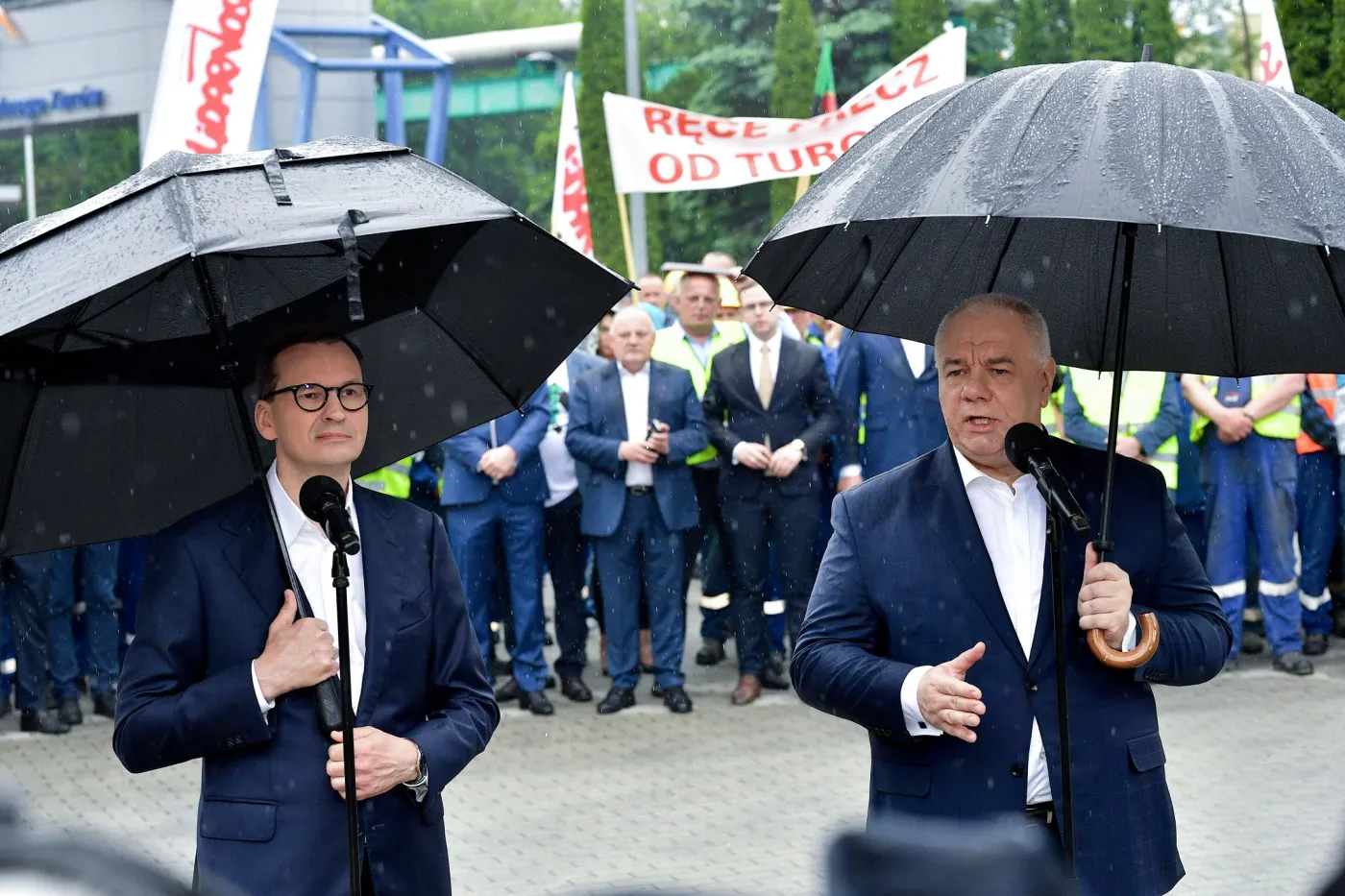Mateusz Morawiecki, Jacek Sasin