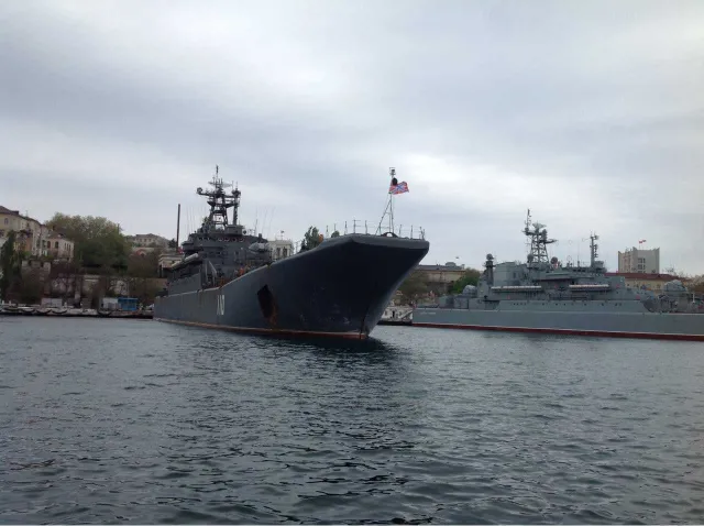 Armia Ukrainy uderzyła w rosyjski okręt. Rzecznik sztabu w Odessie: Minus jeden, dobra robota, chłopaki!