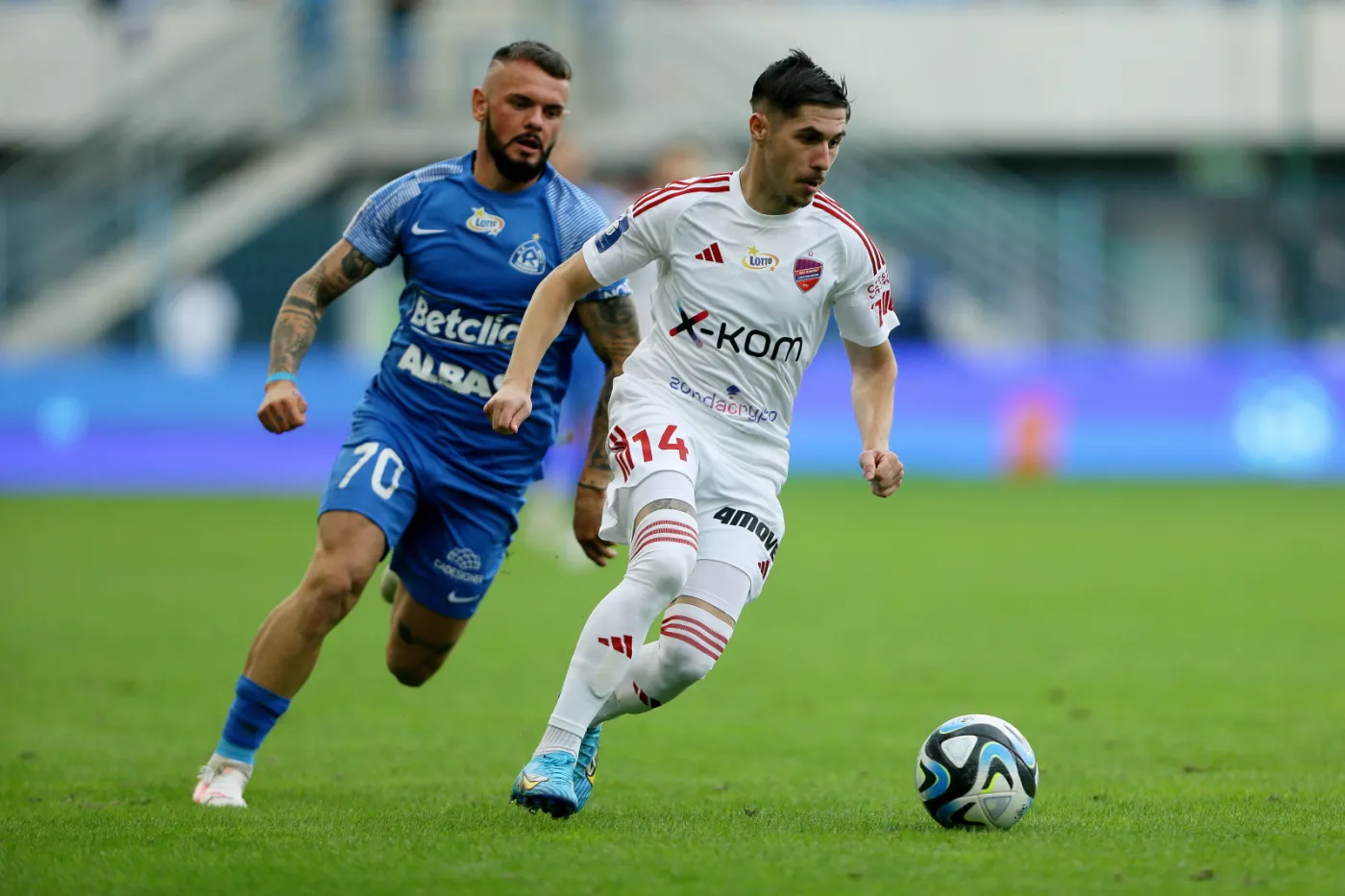 Grad goli w meczu Ruchu z Rakowem. Częstochowianie zgarnęli komplet punktów