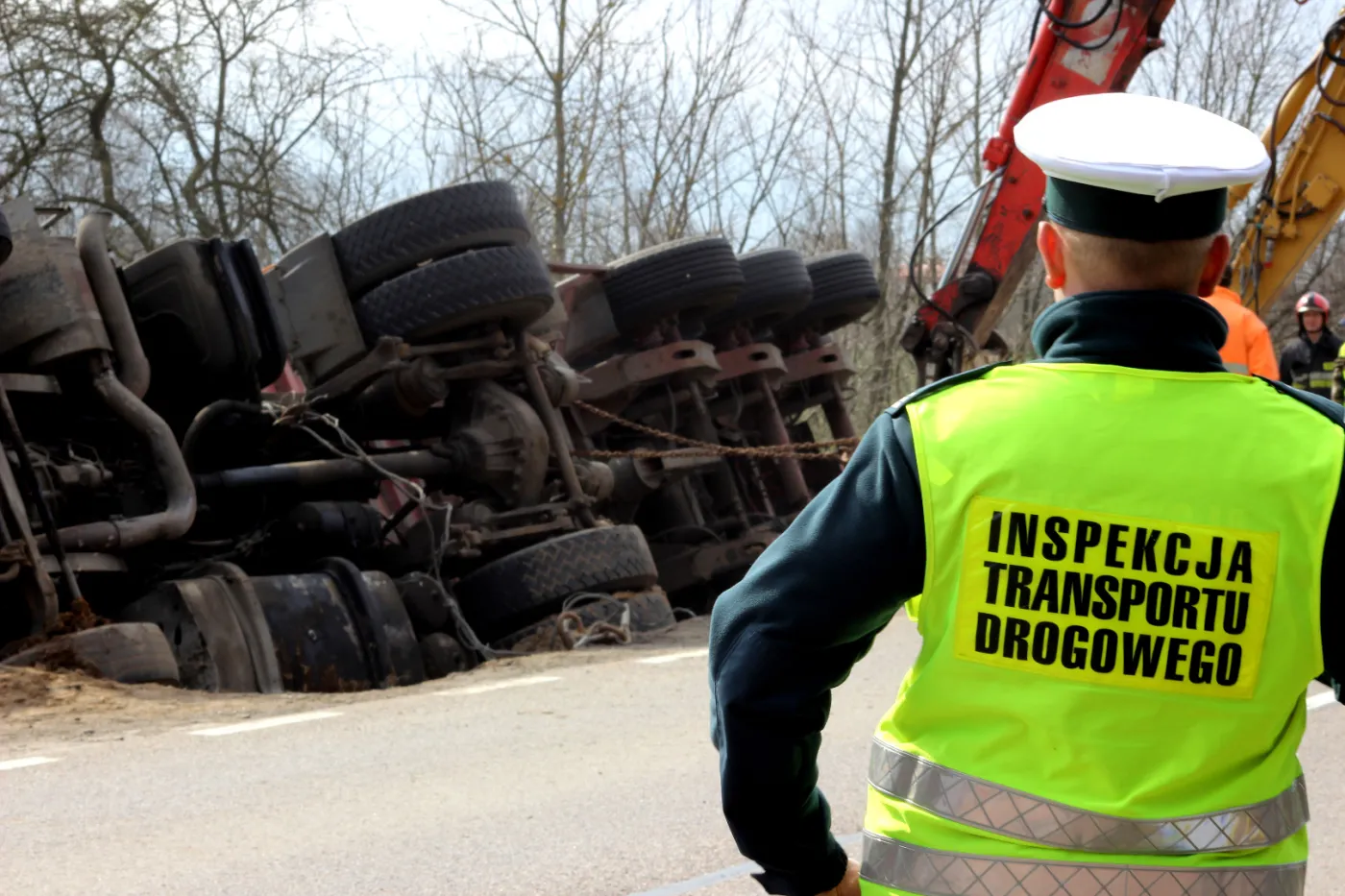 4548189-inspekcja-transportu-drogowego.jpg