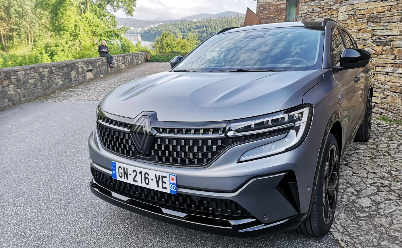 renault-espace-nowej-generacji-37944858.jpeg