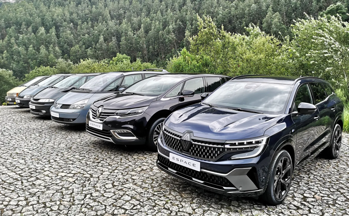 renault-espace-nowej-generacji-37944822.jpeg