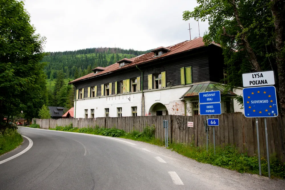 Państwa UE realnie ograniczają funkcjonowanie Schengen