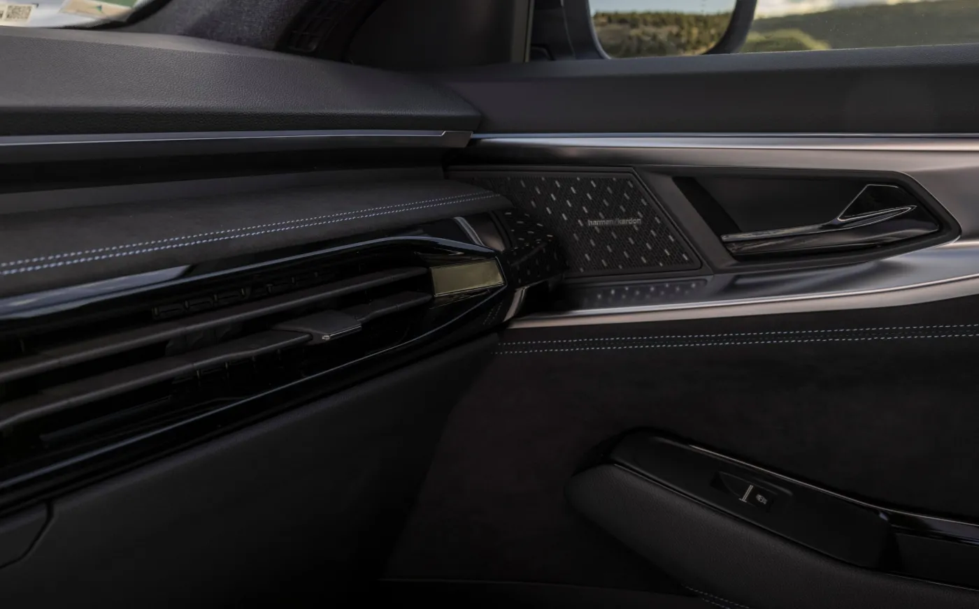 Renault Austral, czyli do trzech razy sztuka. Francuski SUV kusi stylem, ceną i wyposażeniem