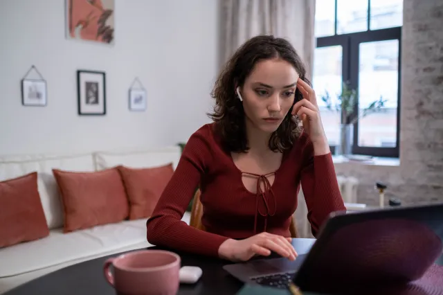 Jak zmniejszyć ryzyko zawału z powodu stresującej pracy? Naukowcy już wiedzą