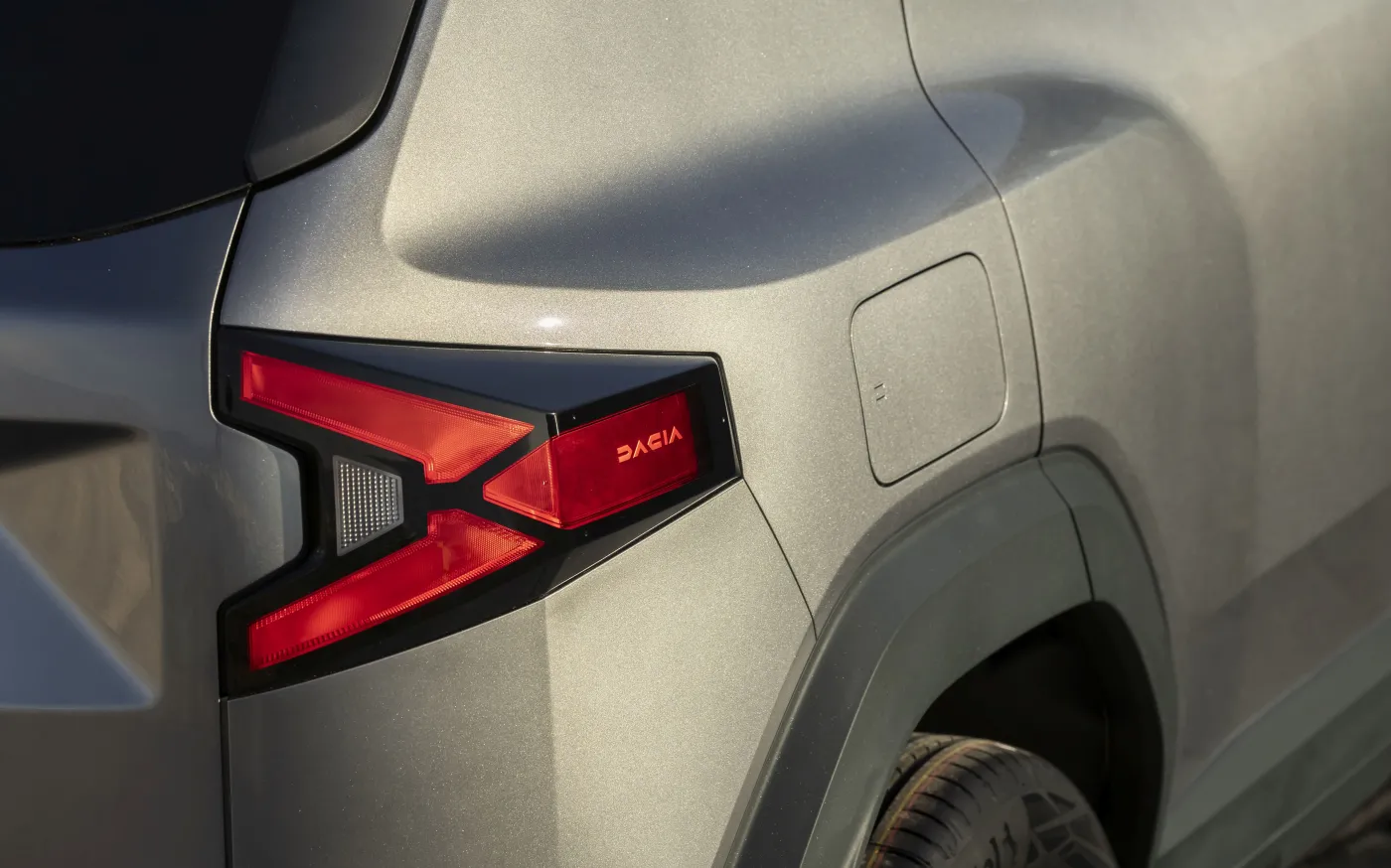 Nowa Dacia Duster: ulubienica Polaków w kolejnej odsłonie, ale nadal z LPG. Będzie hit?