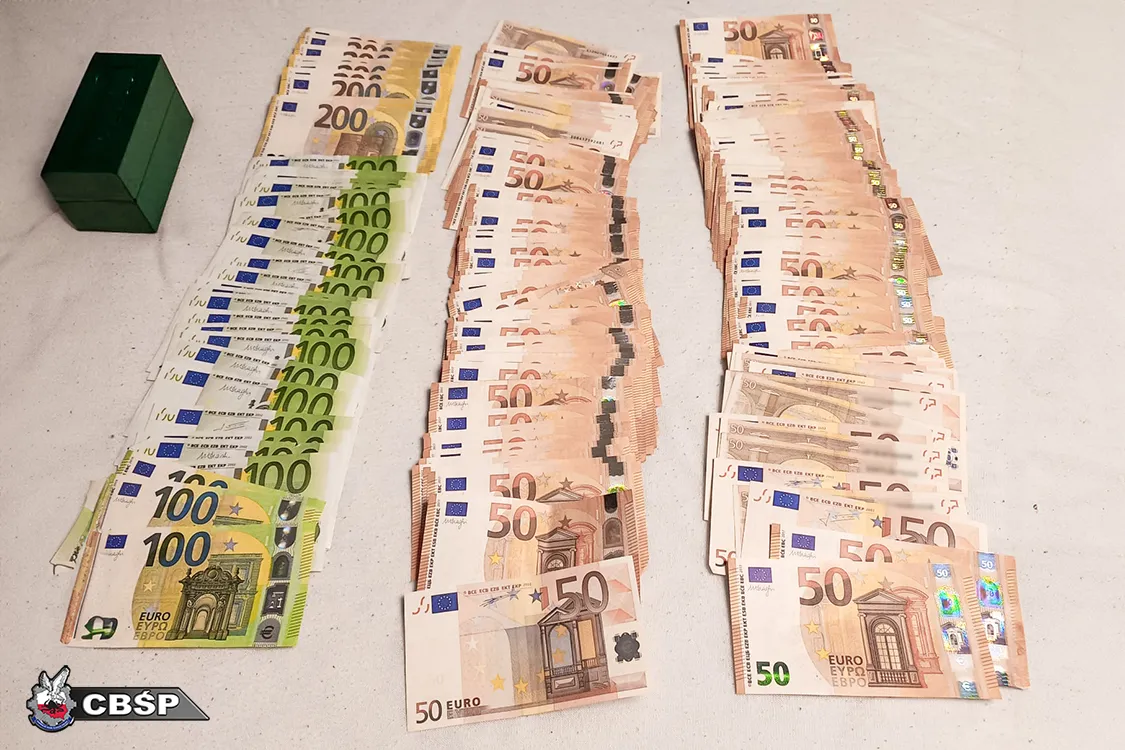 Oszukiwali metodą "na wnuczka". Międzynarodowa akcja CBŚP