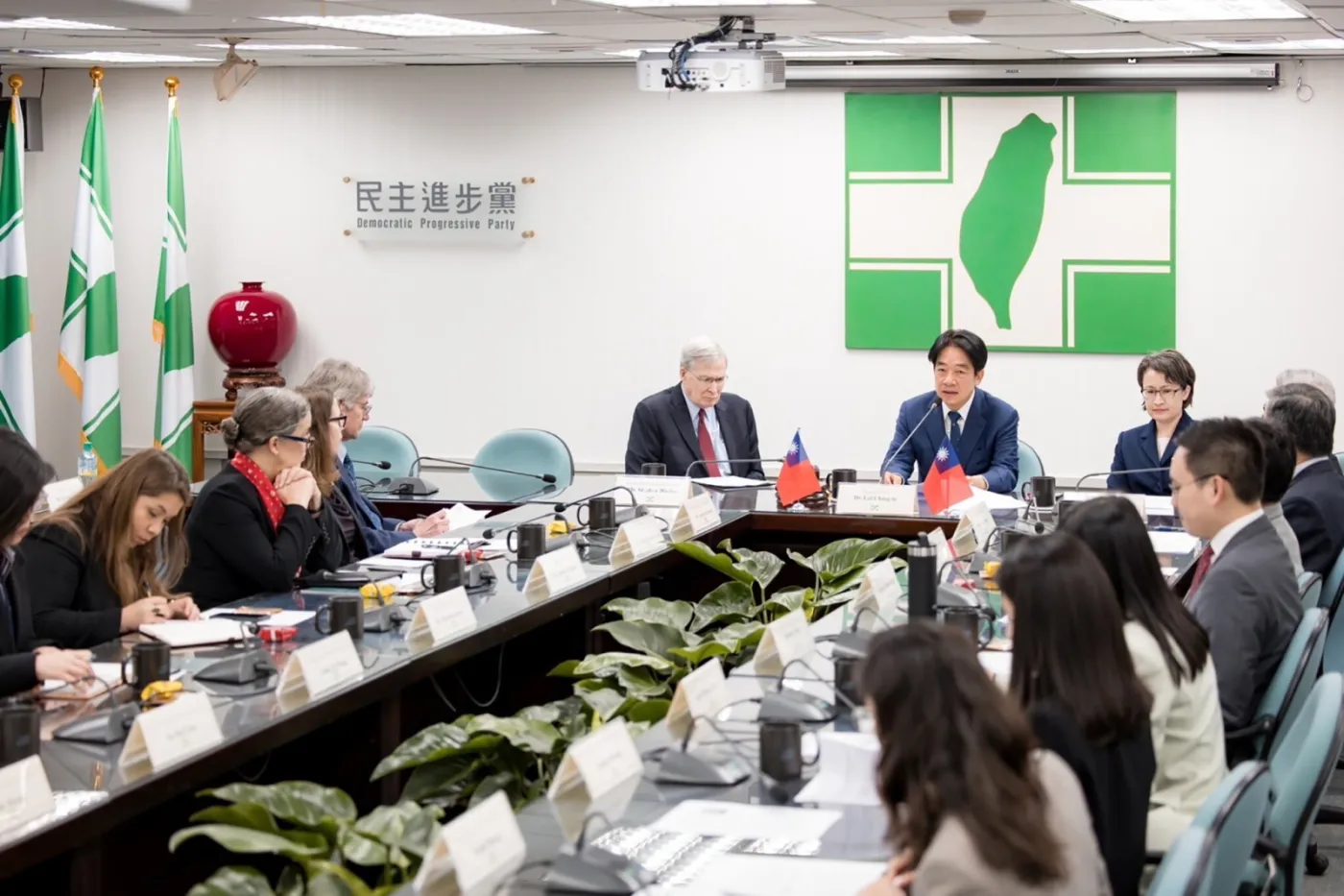 US former senior officials to meet Taiwan President elect William Lai
