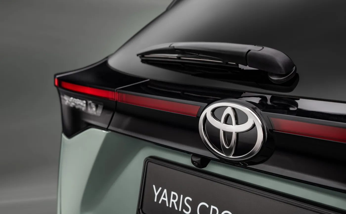 toyota-yaris-cross-hybrid-130-37996026.jpg