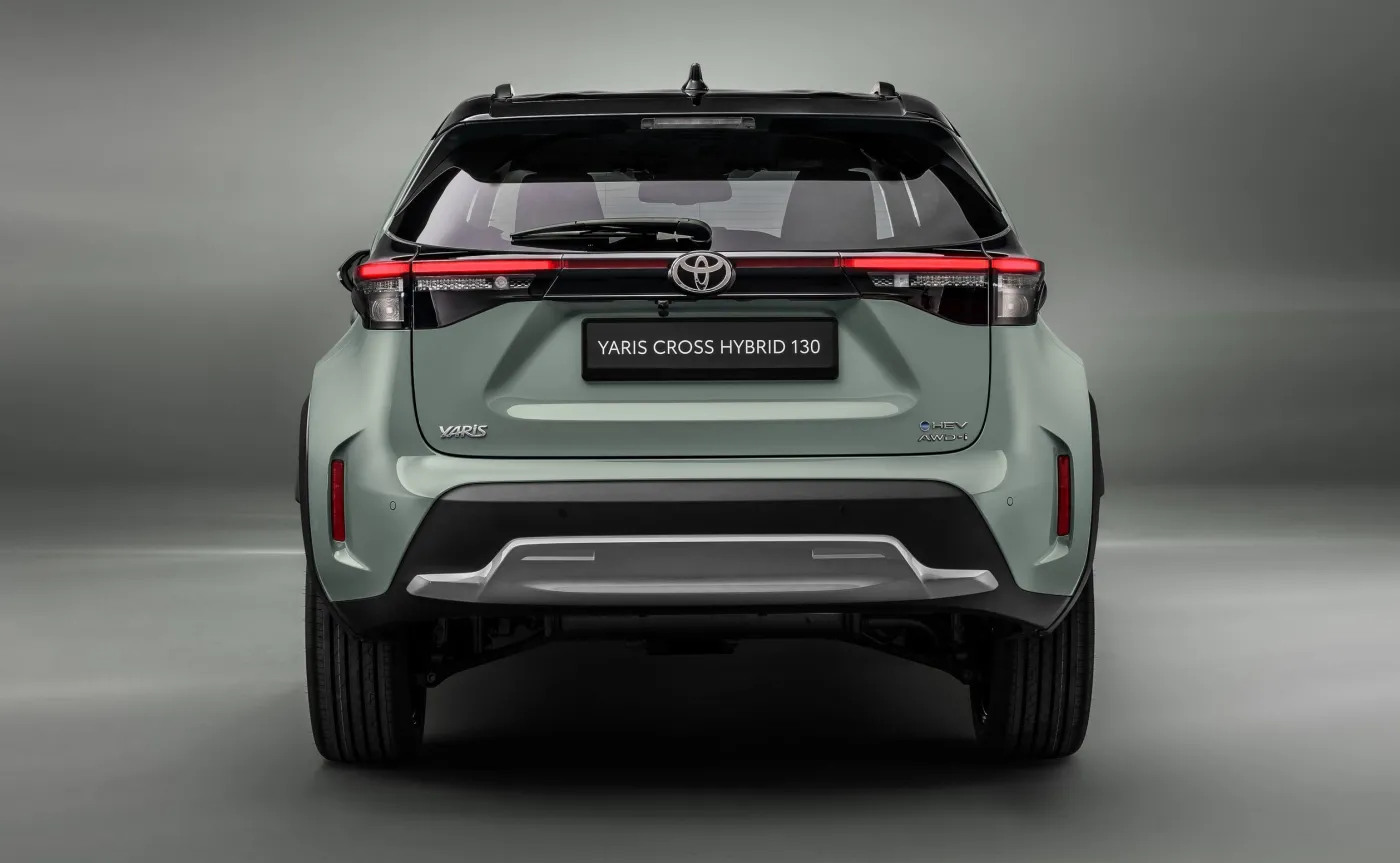 toyota-yaris-cross-hybrid-130-37996048.jpg