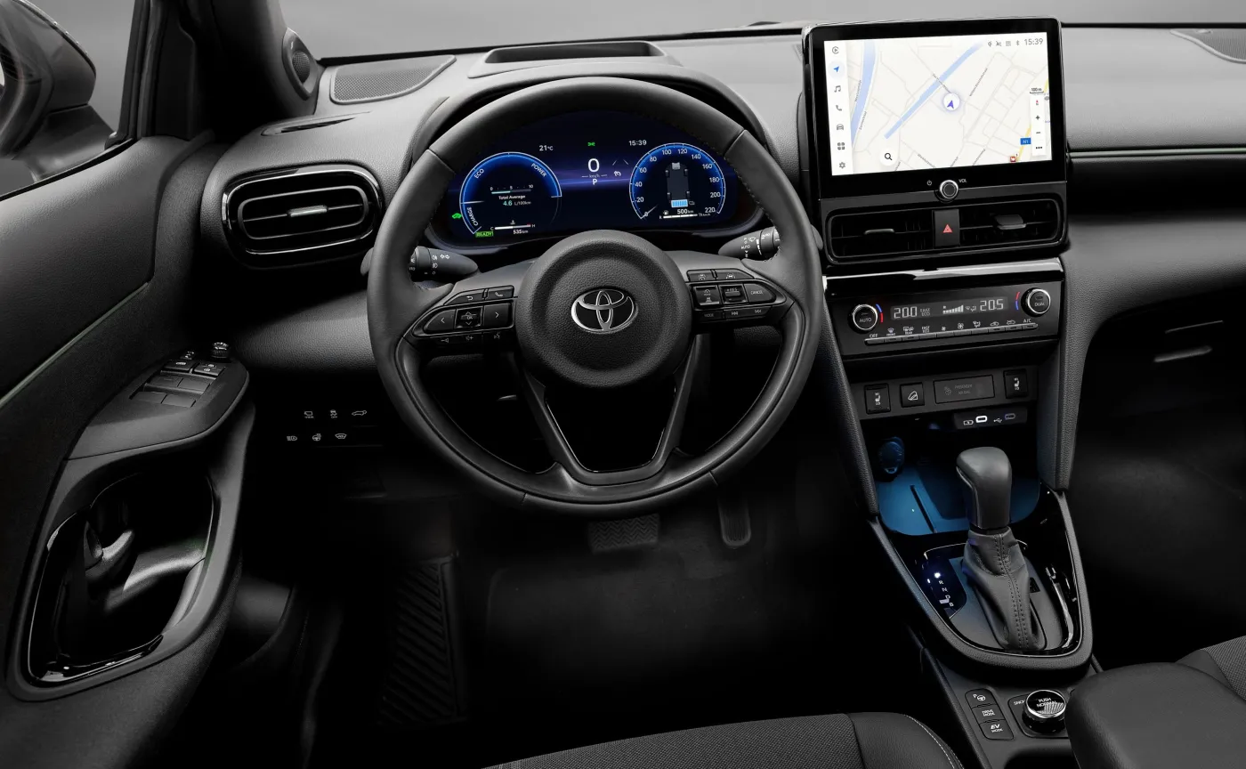 toyota-yaris-cross-hybrid-130-38058135.jpg
